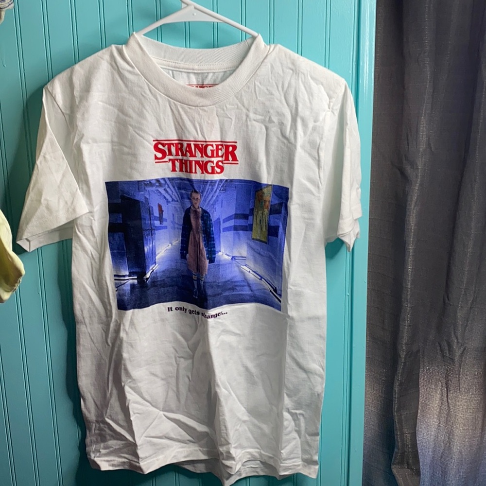 Stranger things graphic tee size small (oversized)
